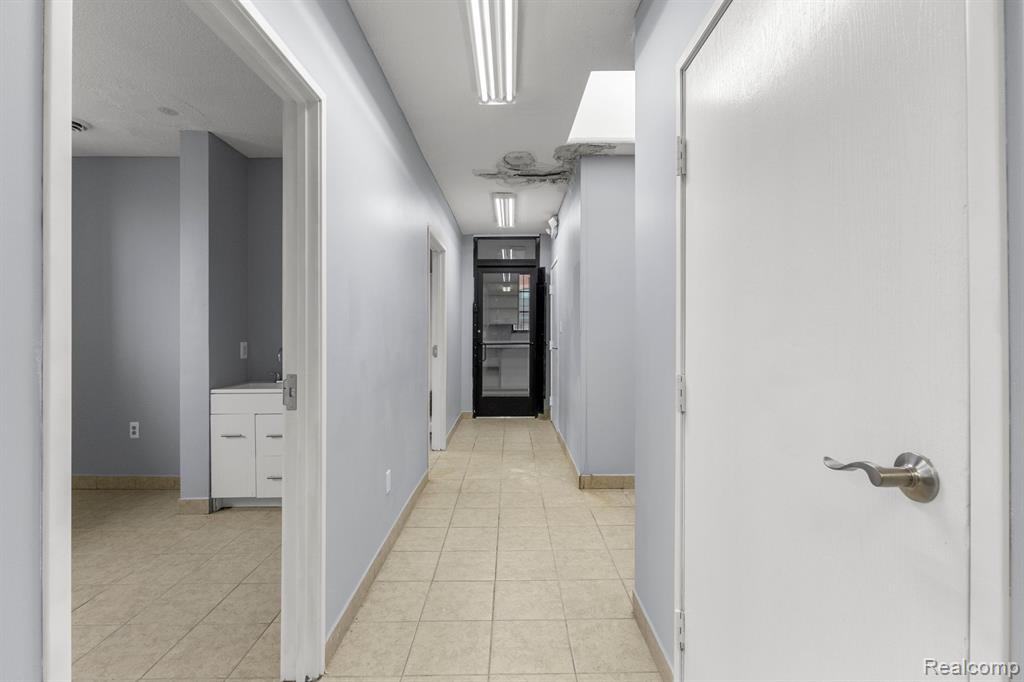 Additional view of 10801 W Warren Avenue