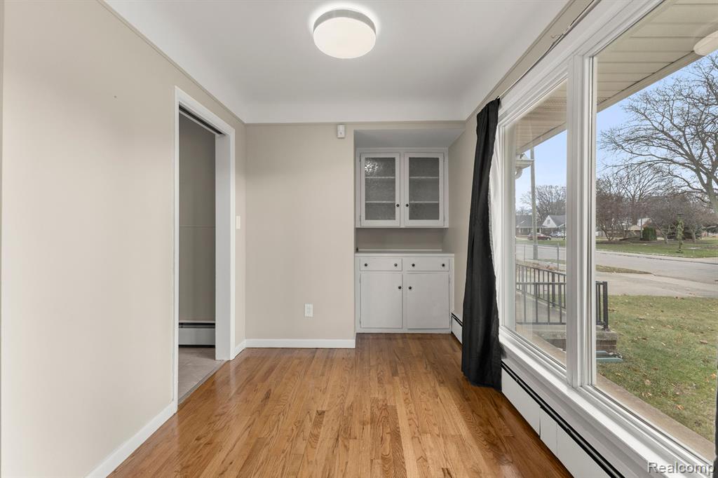 Additional view of 1300 Robindale Avenue