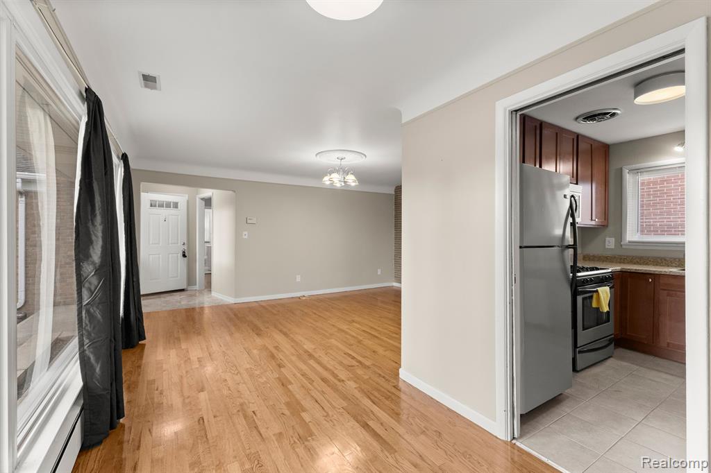 Additional view of 1300 Robindale Avenue