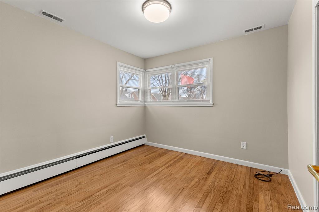 Additional view of 1300 Robindale Avenue