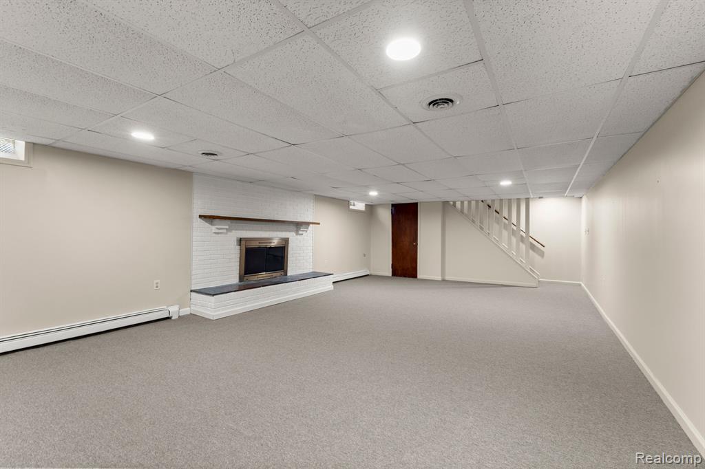 Additional view of 1300 Robindale Avenue