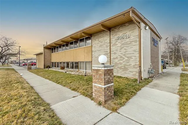 Image of 25510 Plymouth Road Unit A