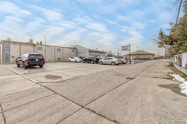 Additional view of 25510 Plymouth Road Unit A