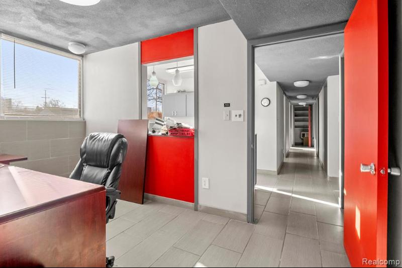 Additional view of 25510 Plymouth Road Unit B
