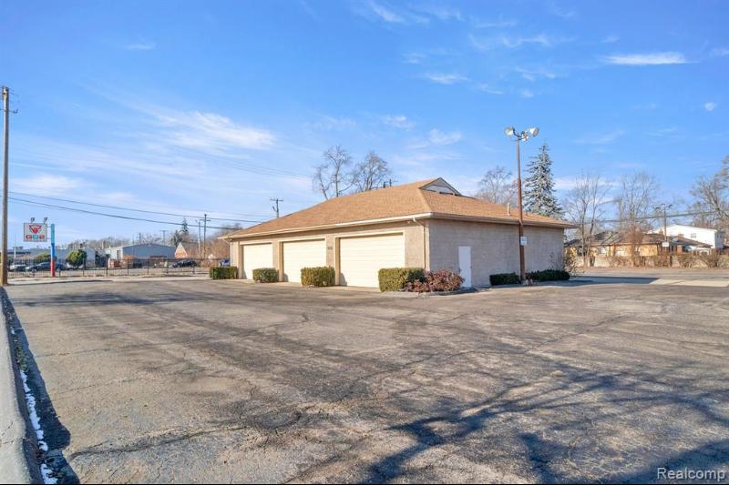 Additional view of 25510 Plymouth Road Unit B