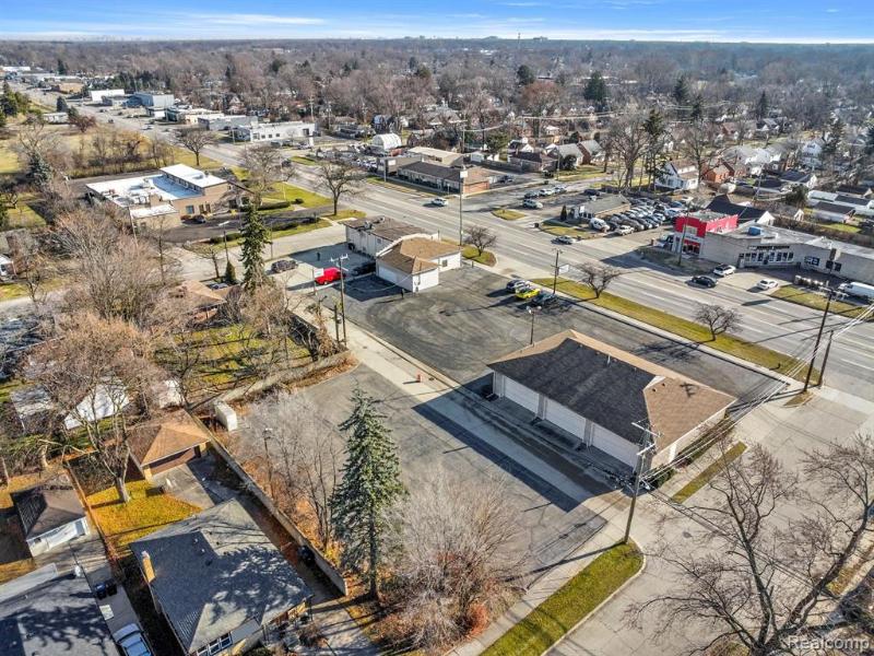 Additional view of 25510 Plymouth Road Unit B