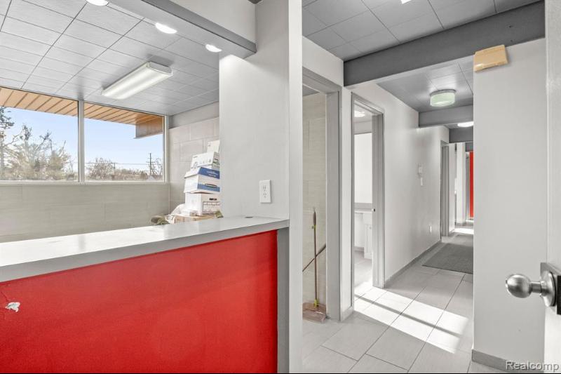 Additional view of 25510 Plymouth Road Unit B