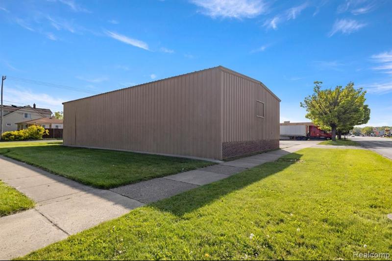 Additional view of 4204 Oakwood Boulevard