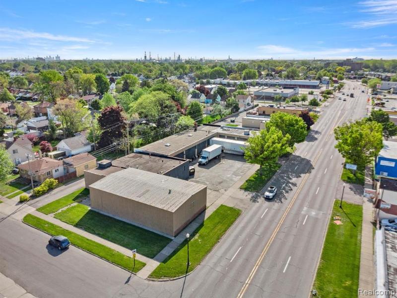 Additional view of 4204 Oakwood Boulevard