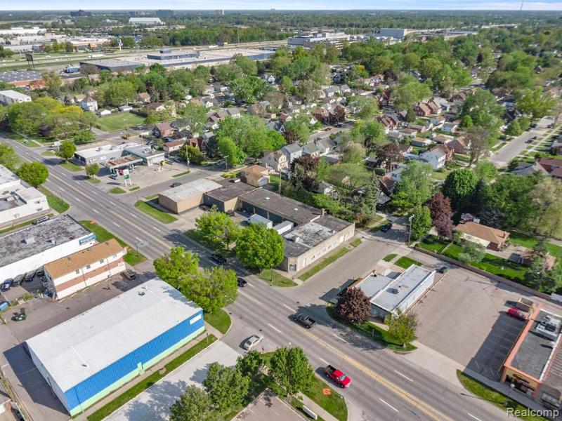 Additional view of 4204 Oakwood Boulevard