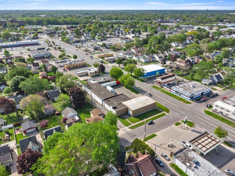 Additional view of 4204 Oakwood Boulevard