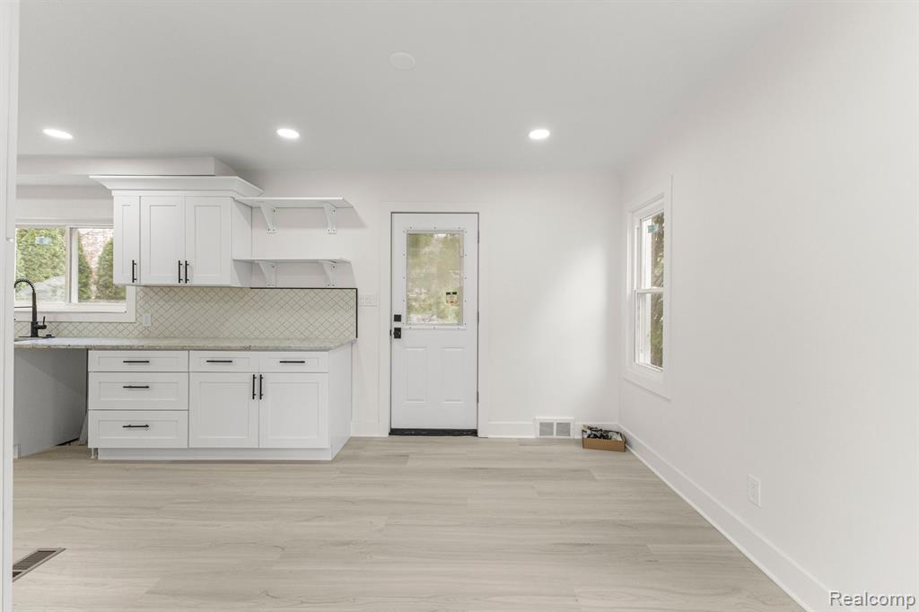 Additional view of 529 N Military Street