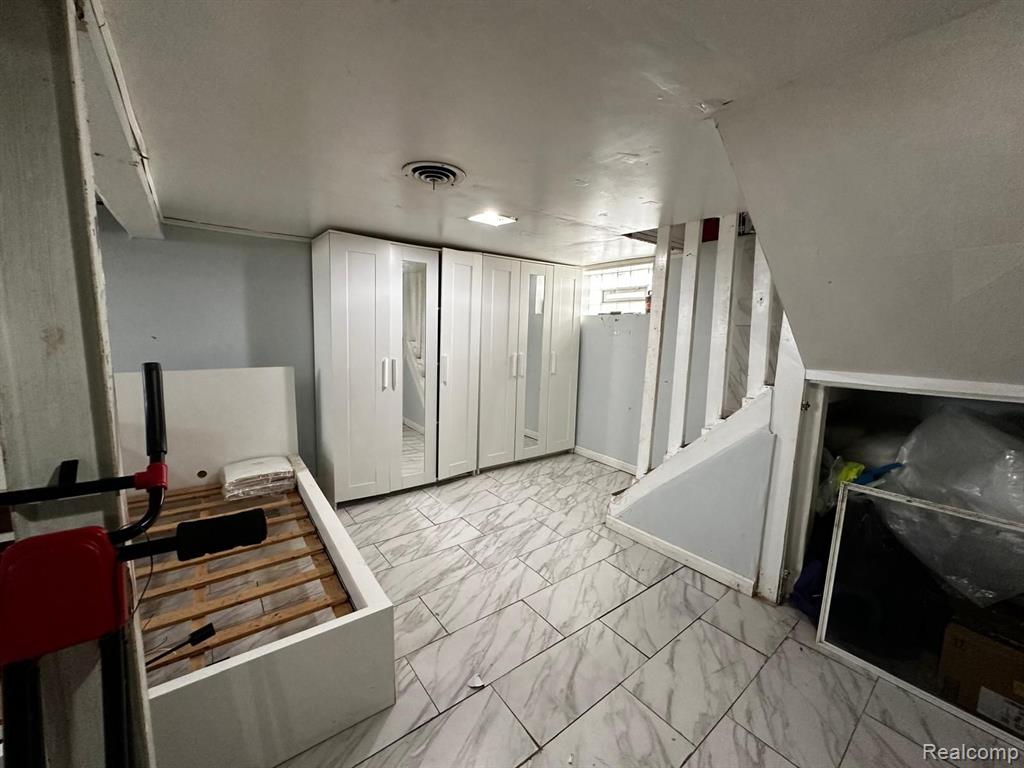 Additional view of 7848 Coleman Street